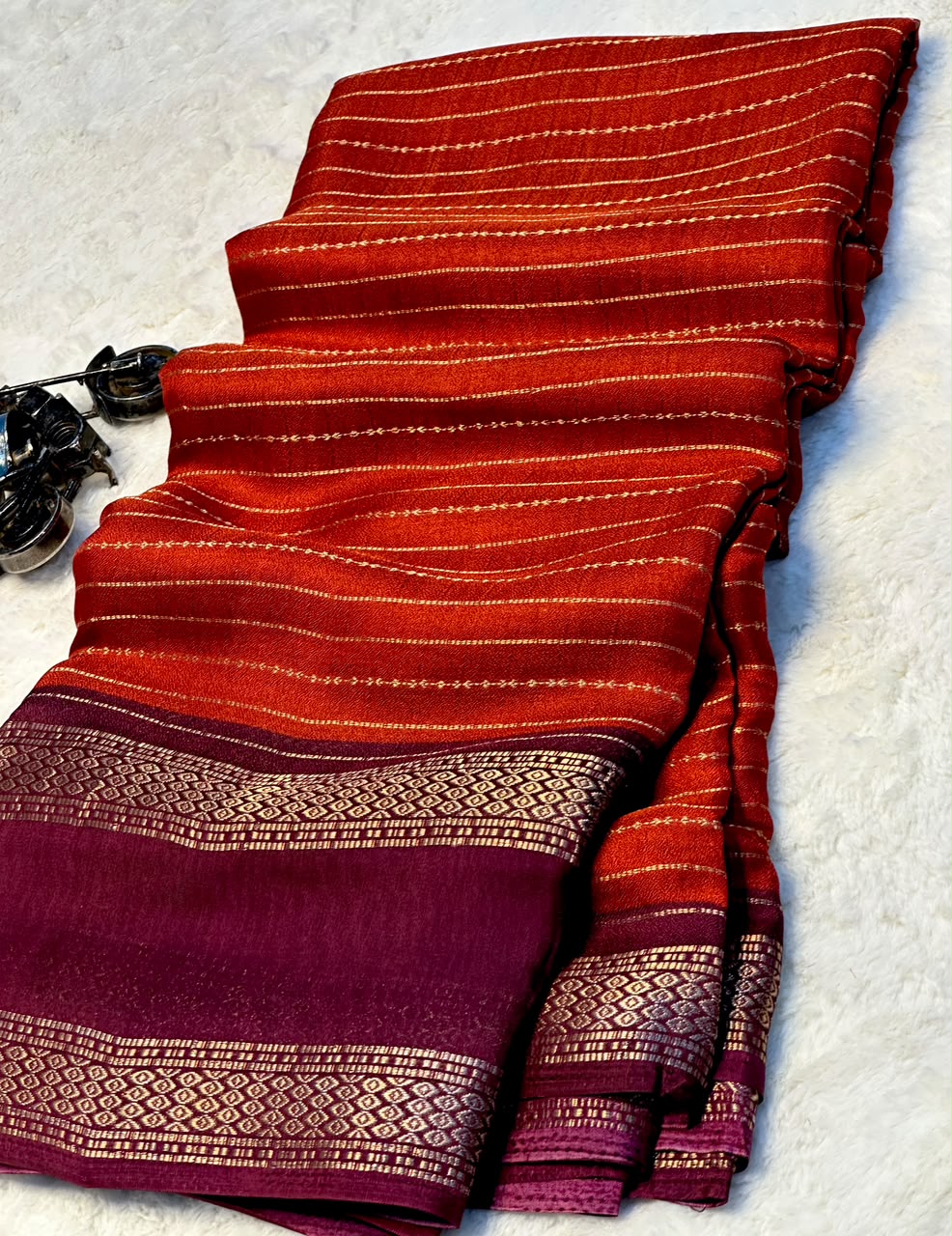 Divine Wedding Wear Soft Silk Jacquard Border Designer Saree With Contrast Blouse Piece