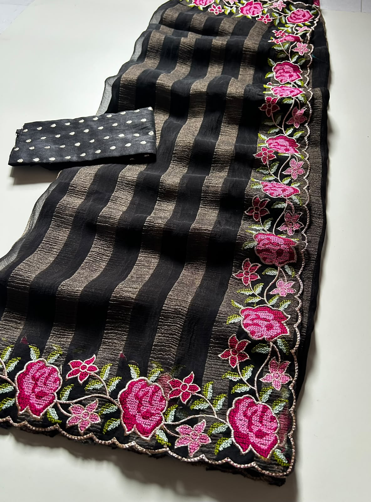 Gratifying Function Wear Viscose Silk Georgette n Thread Work Fancy Saree With Blouse Piece