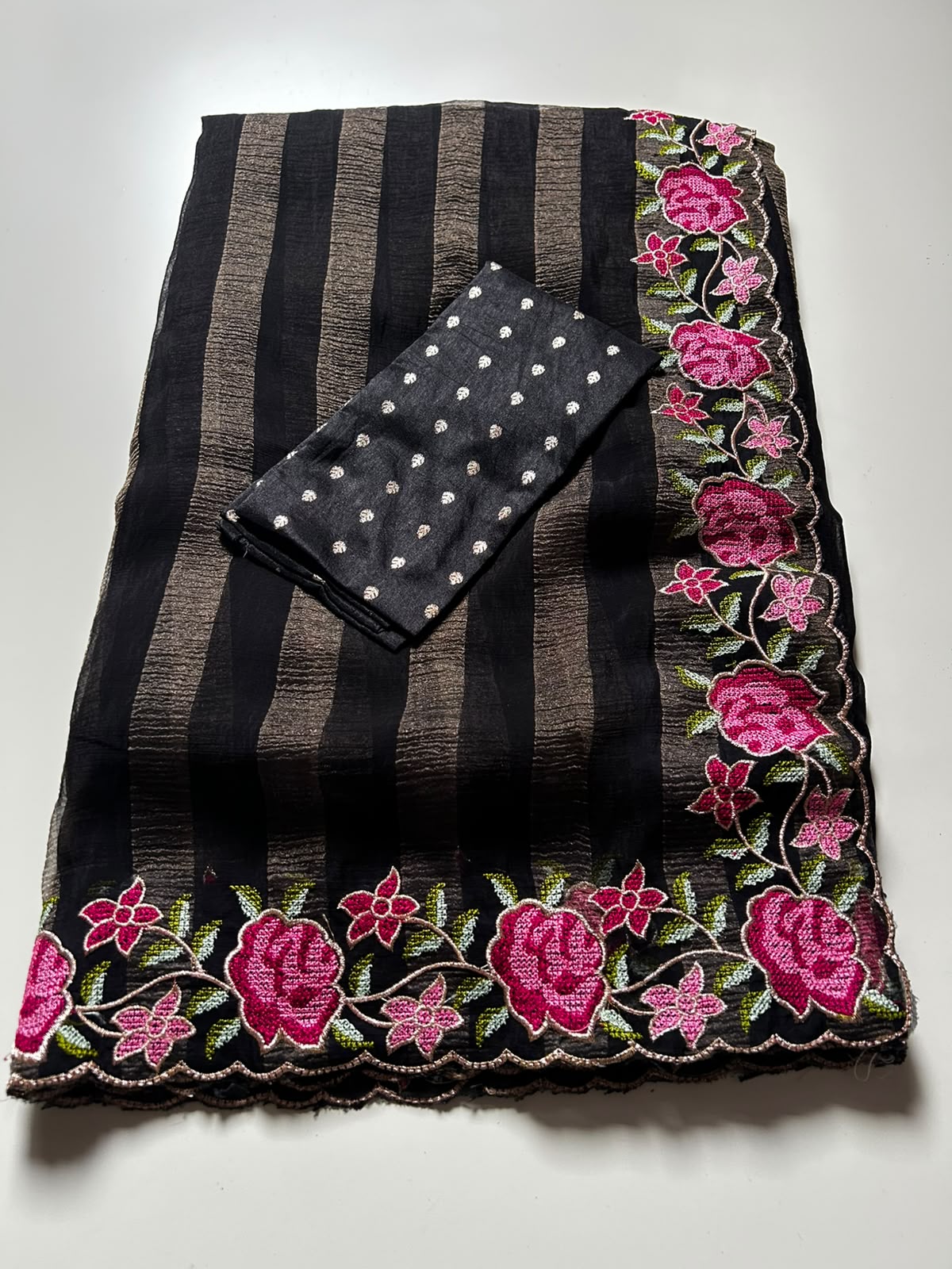 Gratifying Function Wear Viscose Silk Georgette n Thread Work Fancy Saree With Blouse Piece