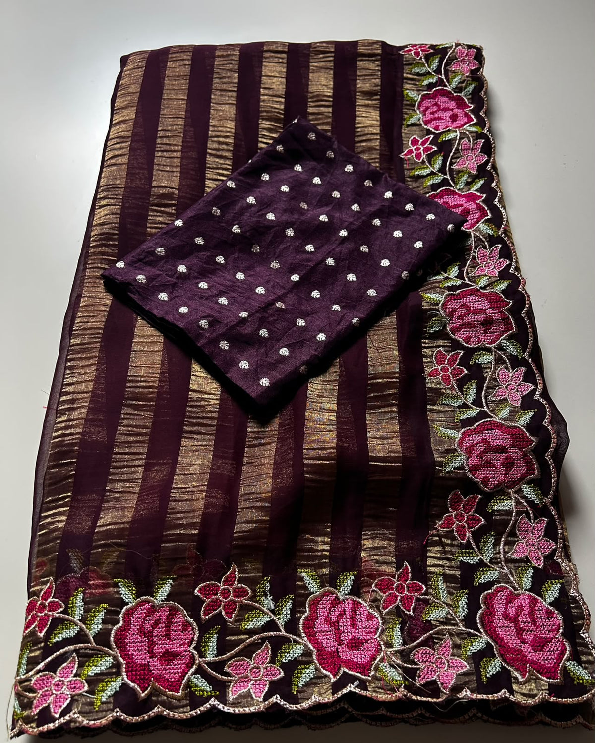 Gratifying Function Wear Viscose Silk Georgette n Thread Work Fancy Saree With Blouse Piece