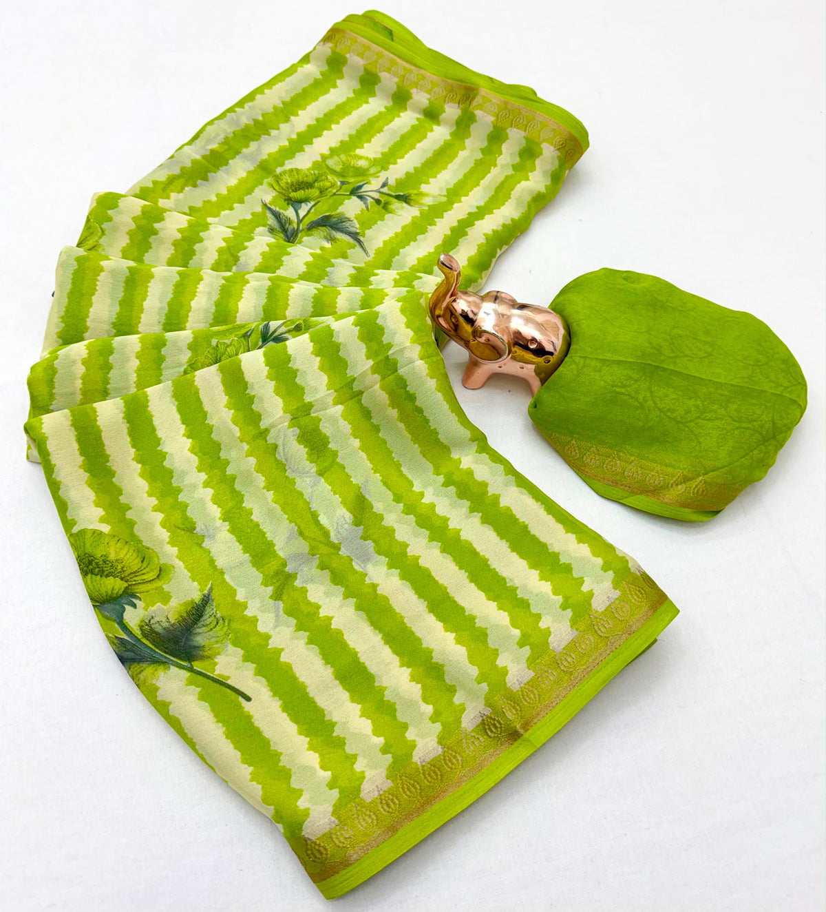 Effervescent Function Wear Soft Silk Print Design jacquard Border Fancy Saree With Blouse Piece
