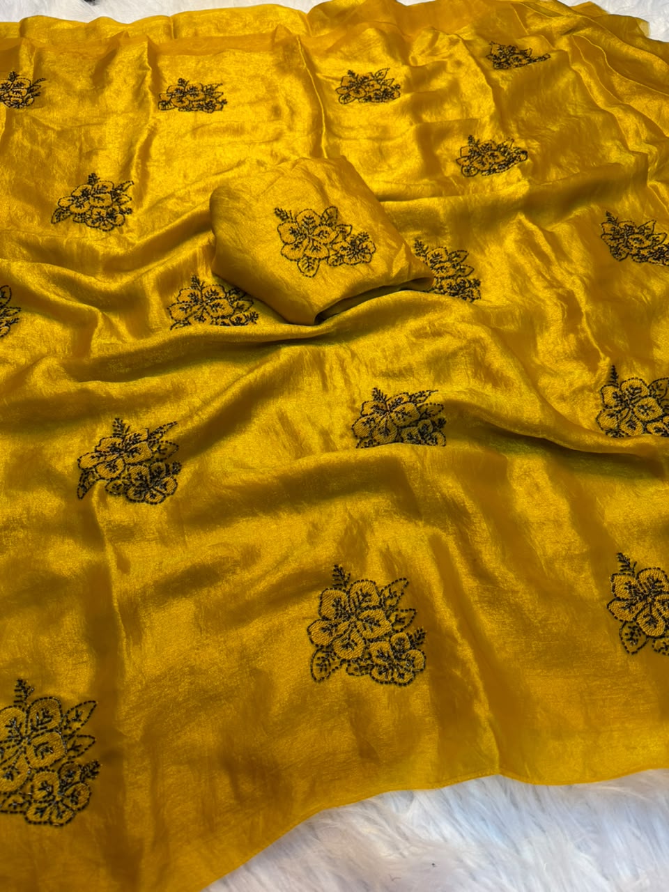Graceful Party Wear Silk Embroidery n Thread Work Fancy Saree With Matching Blouse Piece