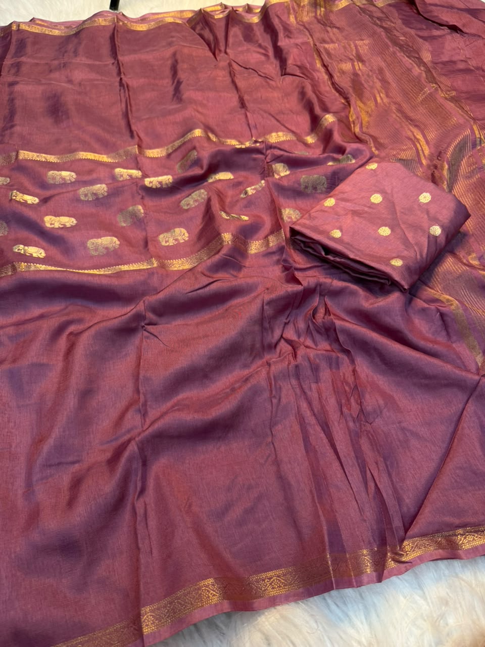Adorning Function Wear Dola Silk Jacquard Border n Rich Pallu Fancy Saree With Blouse Piece