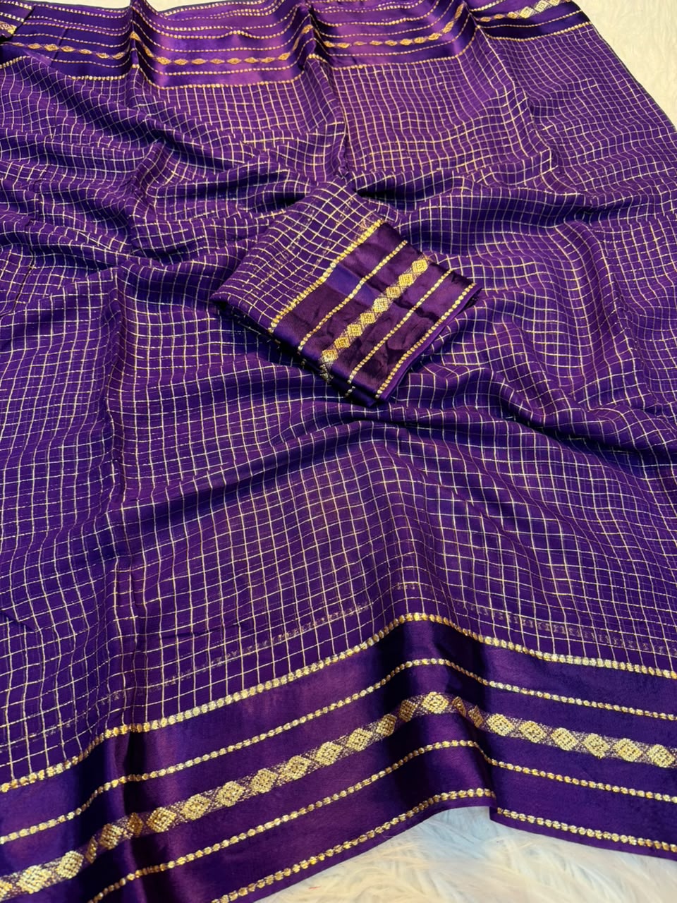 Confounding Function Wear Viscose Georgette Satin Border Fancy Saree With Blouse Piece