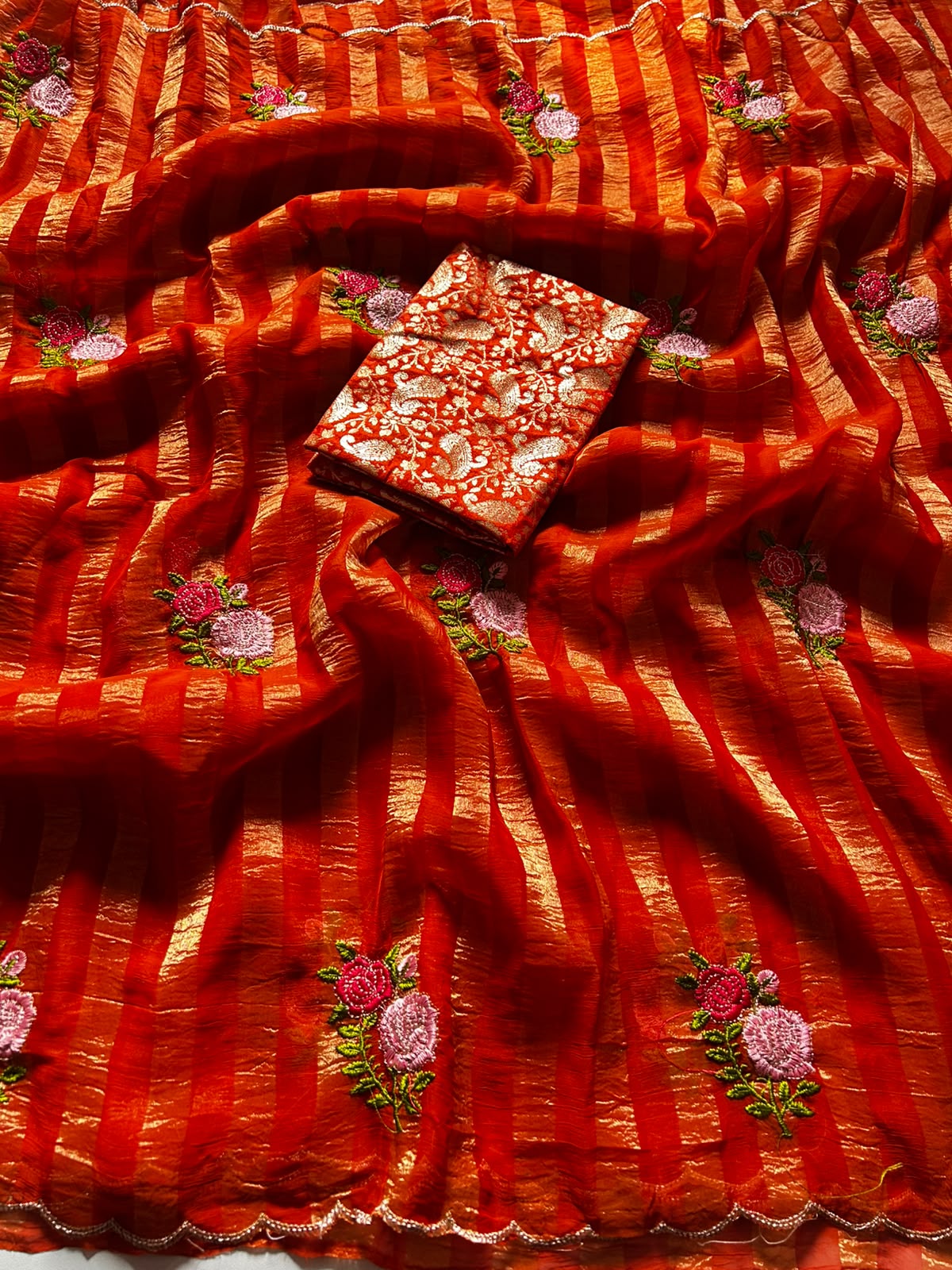 Evocative Function Wear Chiffon Silk Embroidery Thread n Arco Border Fancy Saree With Blouse Piece