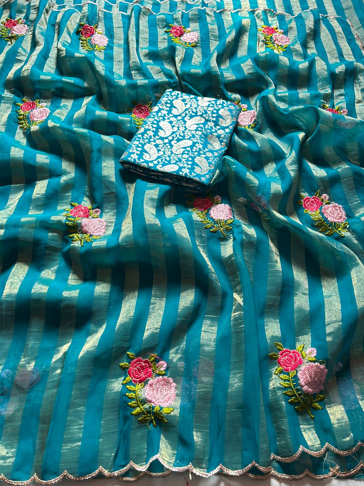 Evocative Function Wear Chiffon Silk Embroidery Thread n Arco Border Fancy Saree With Blouse Piece