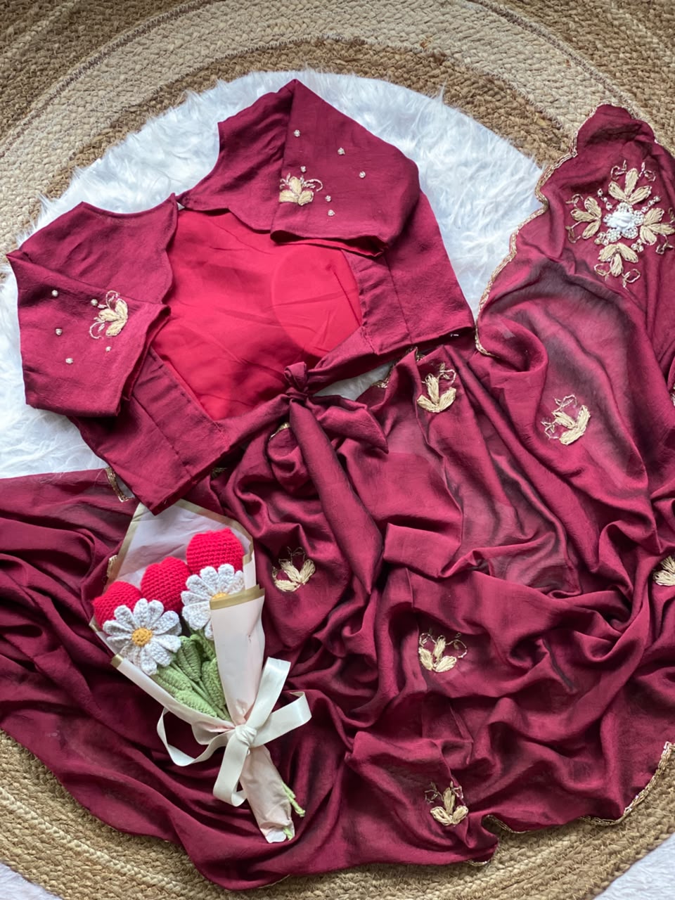 Prettiest Party Wear Chiffon Silk Thread n Handwork Fancy Saree With Unstitched Blouse Piece