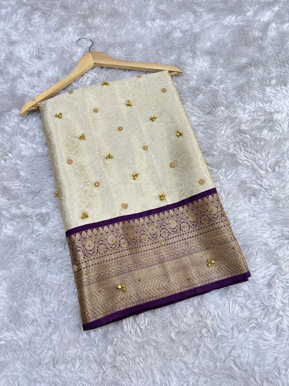 Attractive Wedding Wear Banarasi Tissue Silk Zari Weaving Border Ghungroo Work Saree With Blouse Piece