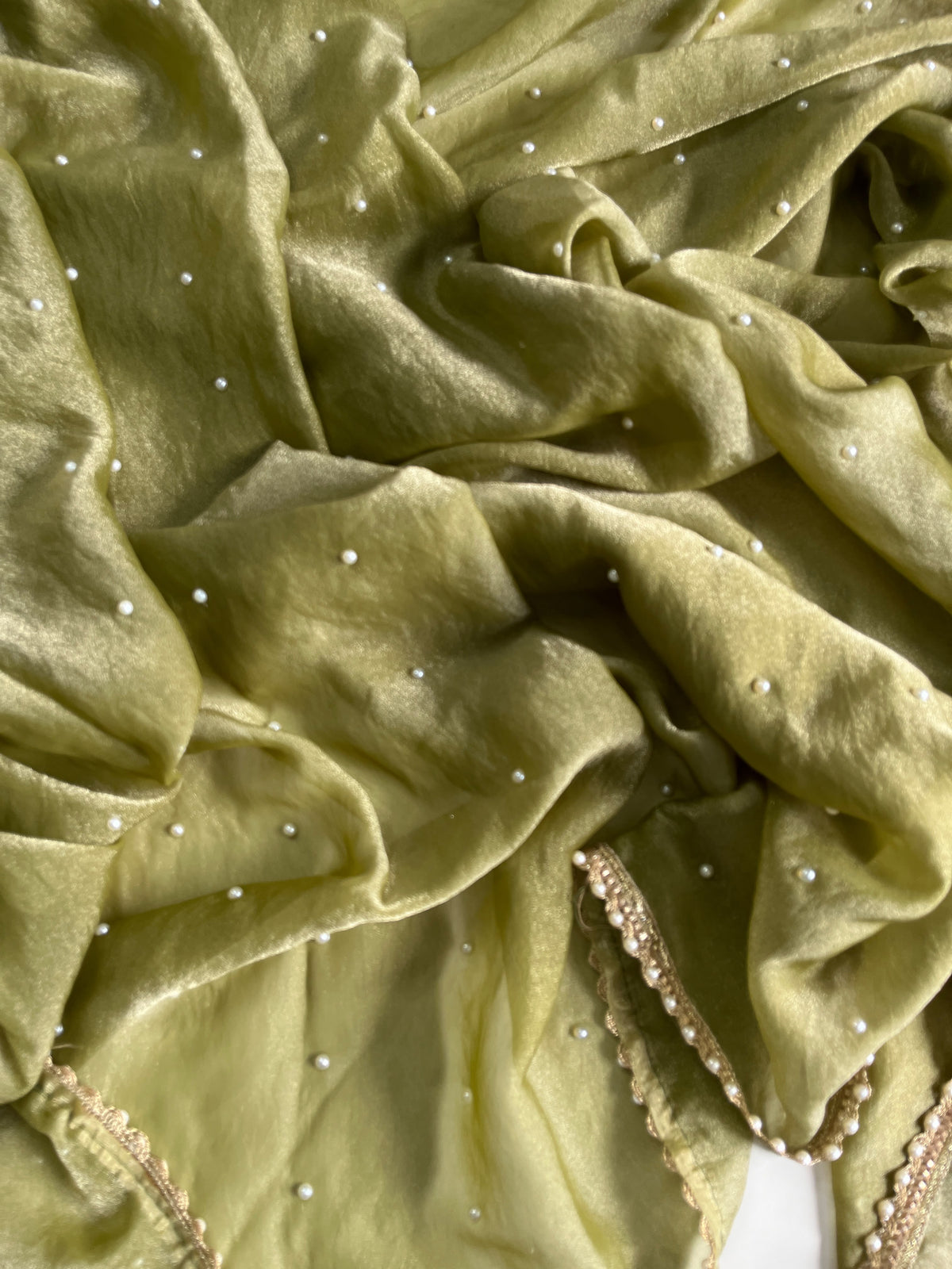 Dazzling Party Wear Organza Silk Embroidery n Pearl Work Designer Saree With Blouse Piece