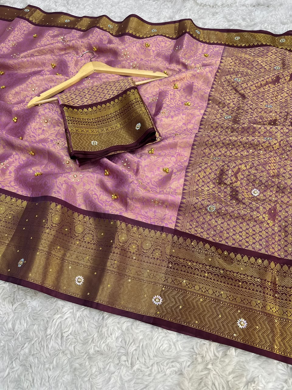 Splendorous Function Wear Banarasi Silk Zari Weaving Border Rich Pallu Ghungroo Work Saree With Blouse Piece