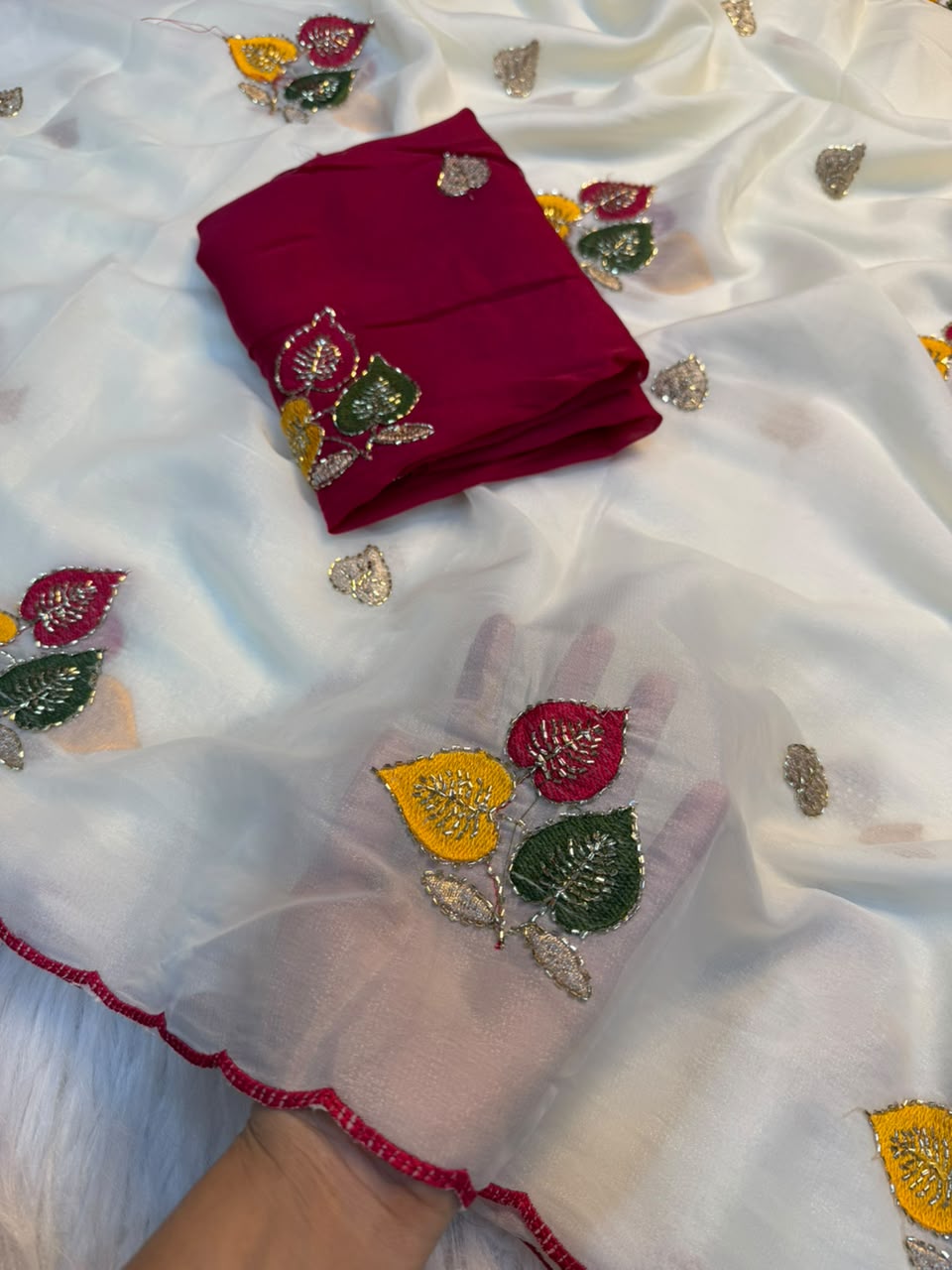 Whimsical Party Wear Georgette Embroidery Thread n Beads Work Fancy SareeWith Contrast Blouse Piece