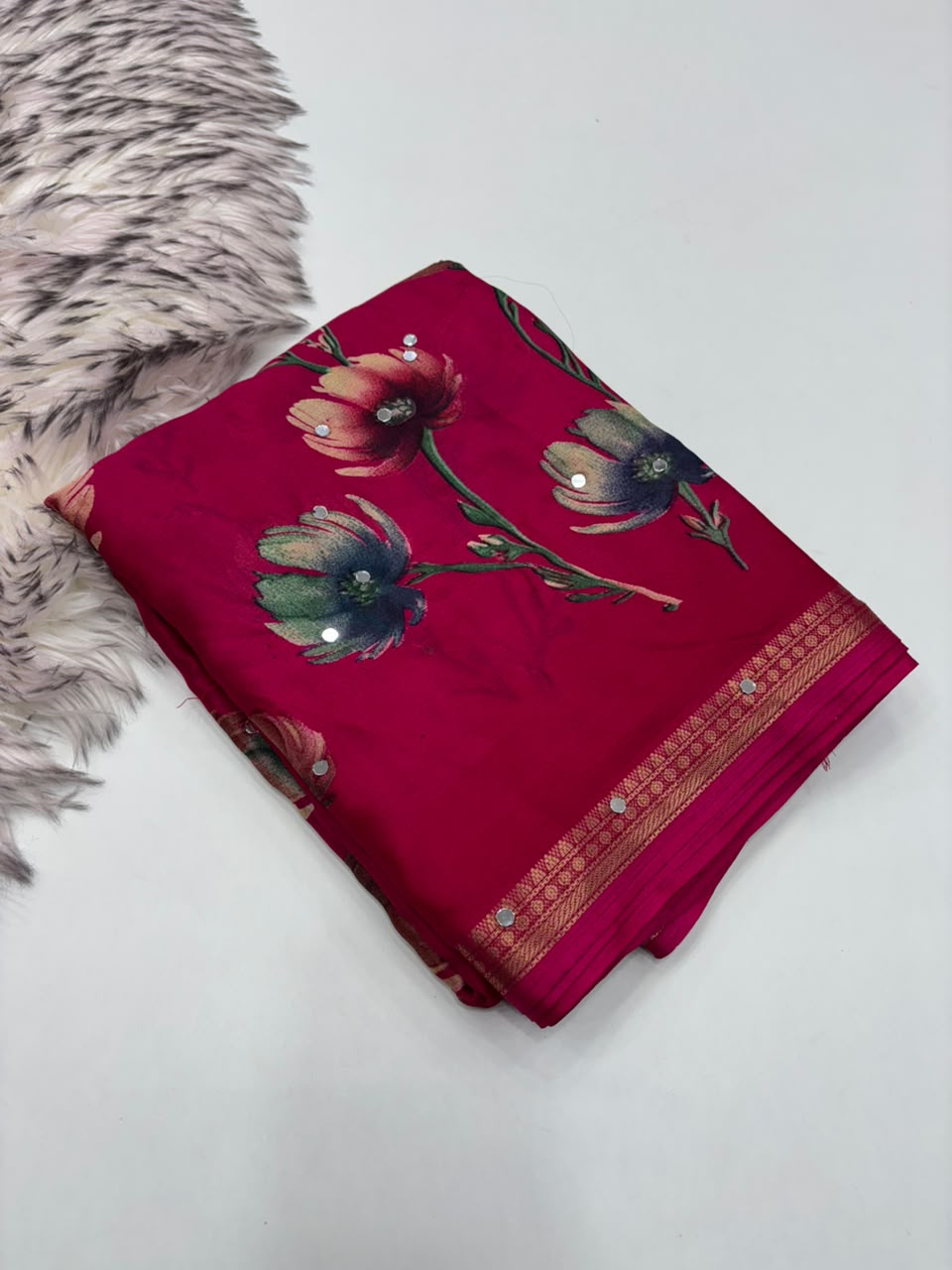 Gratifying Function Wear Soft Georgette Print Design Rich Pallu n Mirror Work Fancy Saree With Blouse Piece