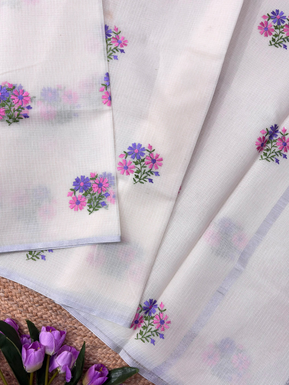 Evocative Festive Wear Soft Kota Doriya Embroidery n Thread Work Fancy Saree With Blouse Piece