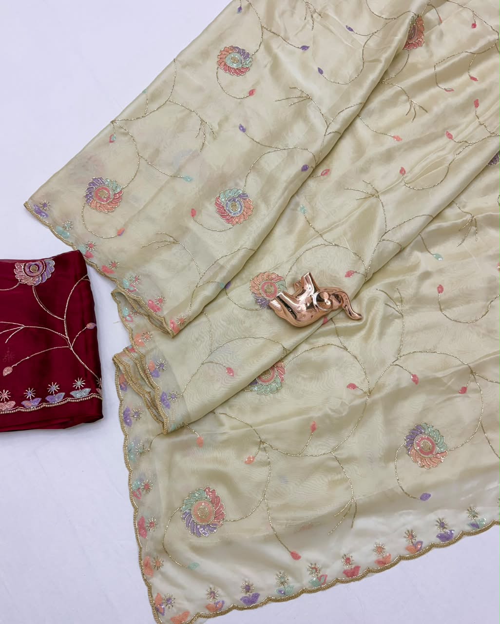 Charming Festive Wear Silk Multi Thread n Beads Work Fancy Designer Saree With Contrast Blouse Piece