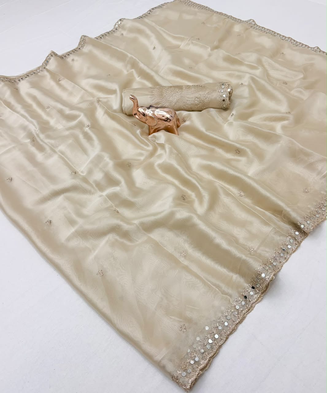 Attractive Wedding Wear Silk Zari n Mirror border work Designer Saree With Blouse Piece