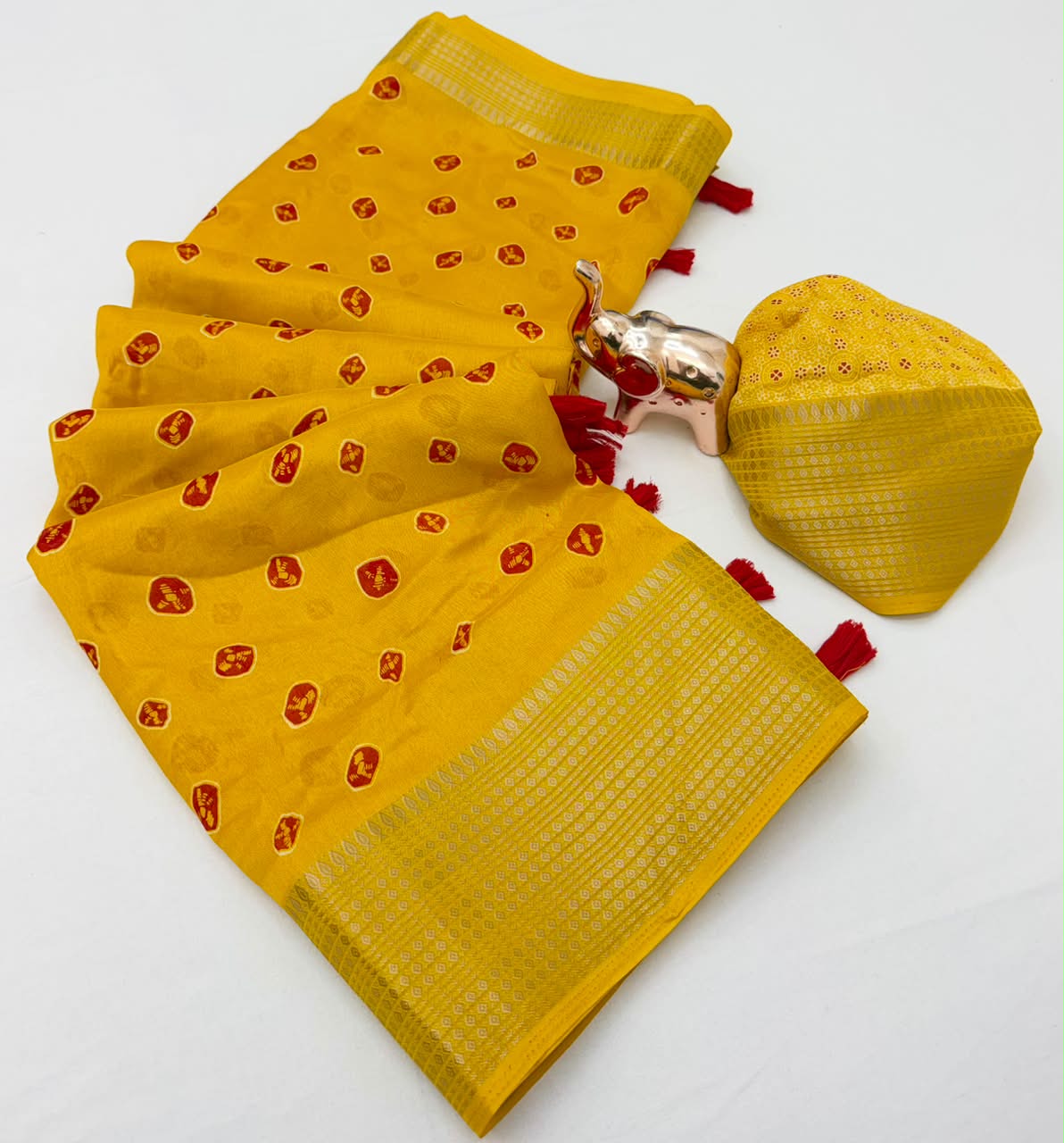 Incredible Function Wear Soft Silk Jacquard Weaving Border Designer Saree With Blouse Piece