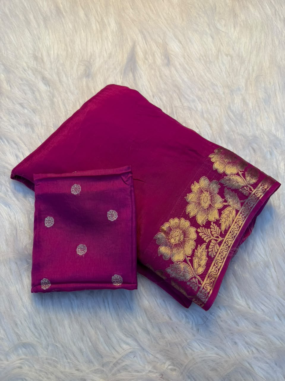 Glossy Festive Wear Dola Silk Jacquard Satin Border Fancy Designer Saree With Bloue Piece