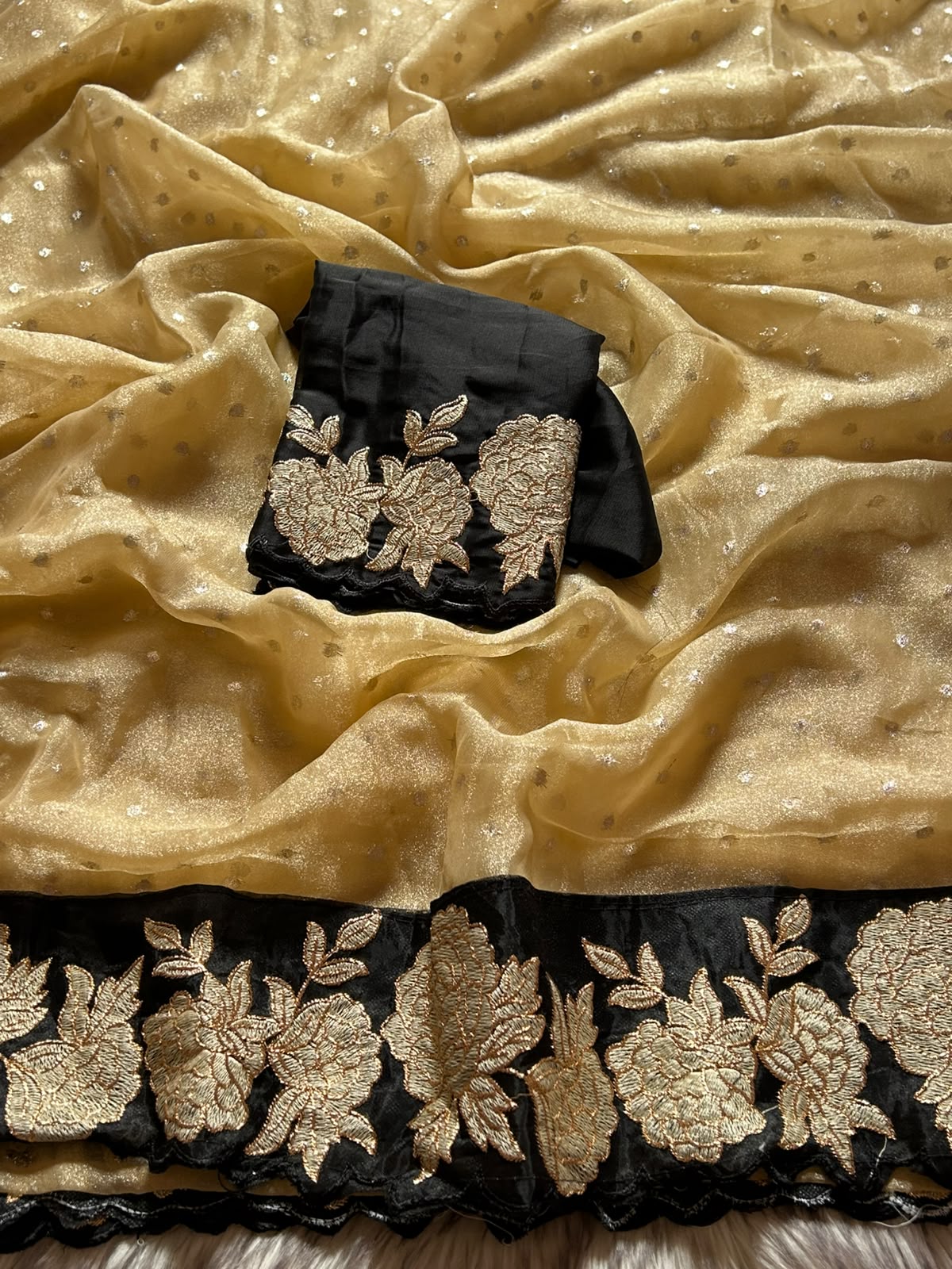 Contemporary Party Wear Tissue Silk Embroidery n Thread Work Fancy Saree With Contrast Blouse Piece