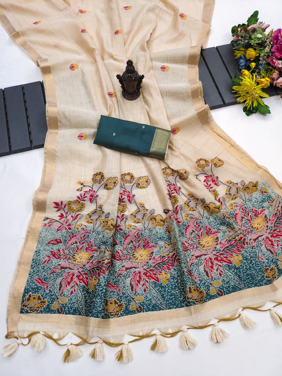 Glossy Party Wear Soft Cotton Zari n Tussels Work Fancy Saree With Blouse Piece