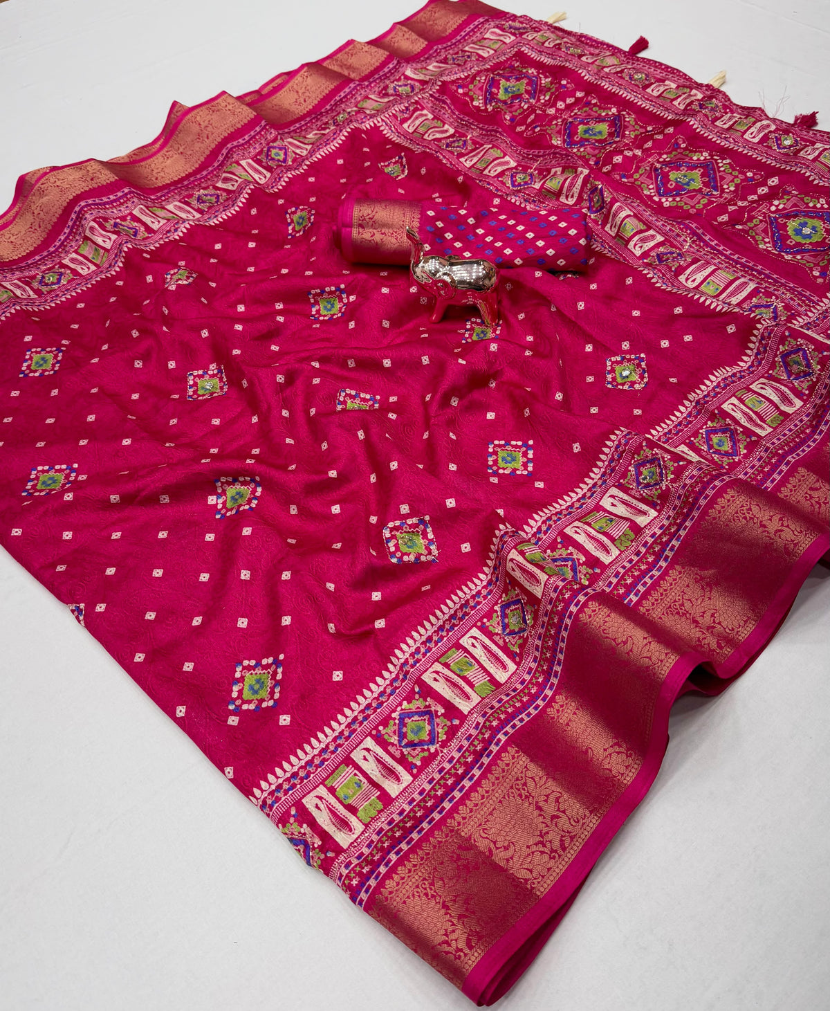 Charismatic Wedding Wear Tussar Silk Zari Weaving Border n Tussels Work Designer Saree With Blouse Piece