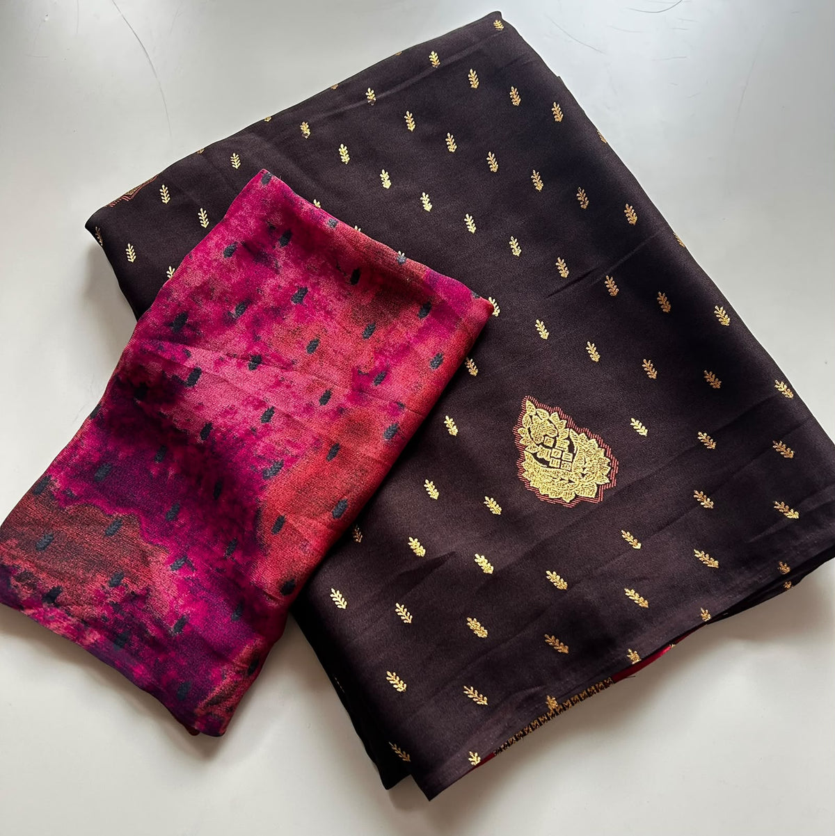 Desirable Function Wear Chiffon Silk Print Design Rich Pallu Fancy Saree With Blouse Piece
