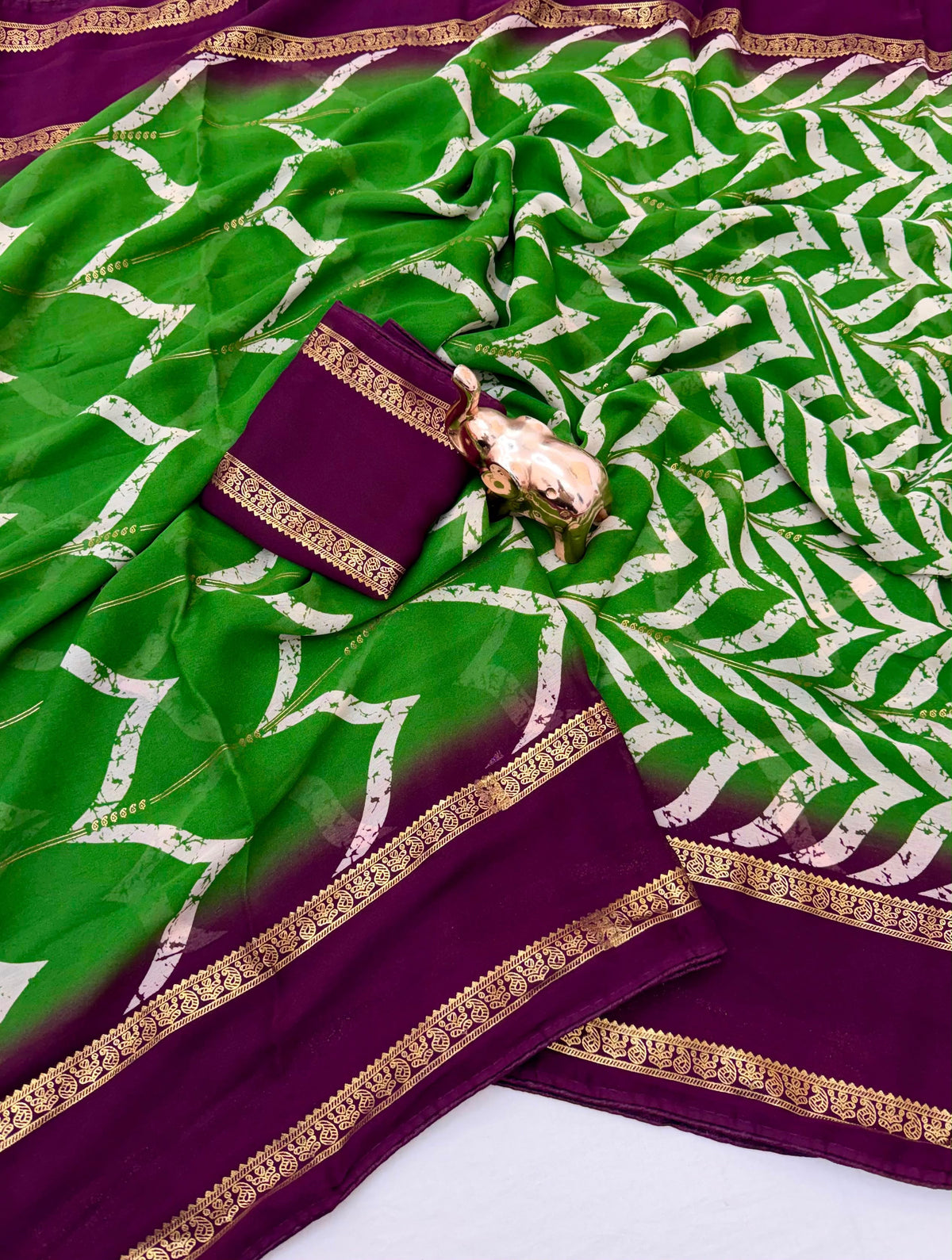 Forbearance Festive Wear Viscose Georgette Print Design Zari BorderFancy Saree With Blouse Piece