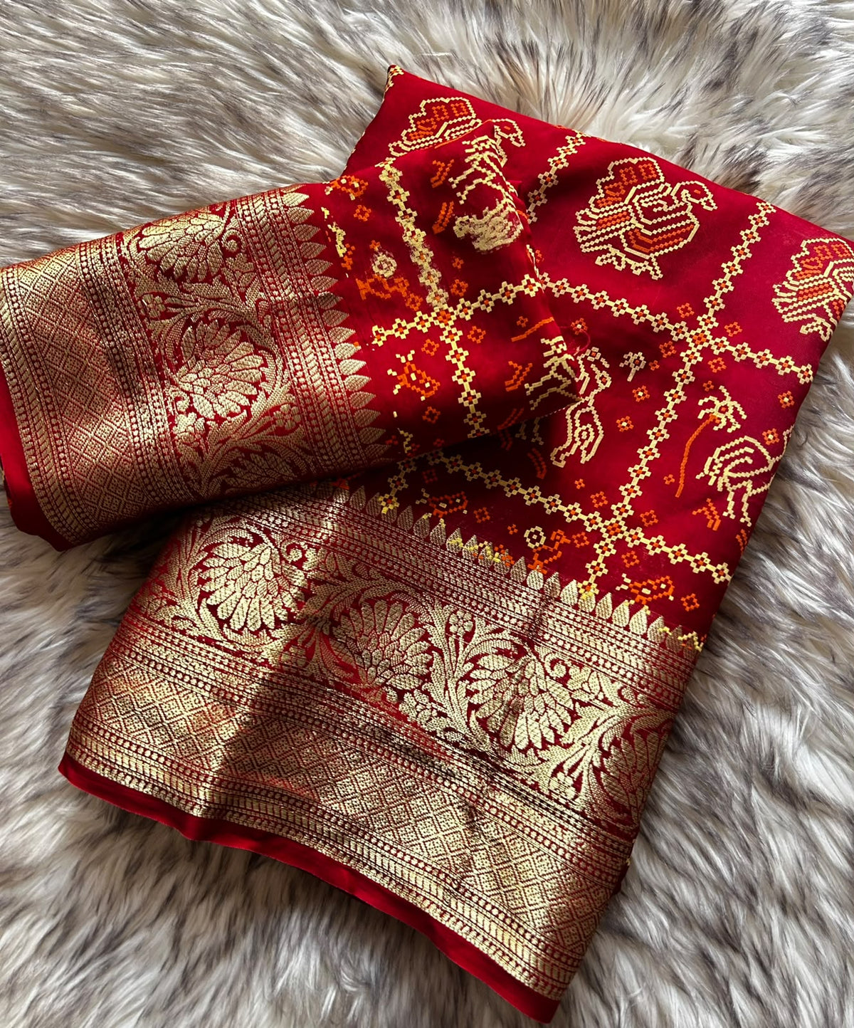 Regal Wedding Wear Georgette Print Design Zari Weaving Border Designer Saree With Matching Blouse Piece