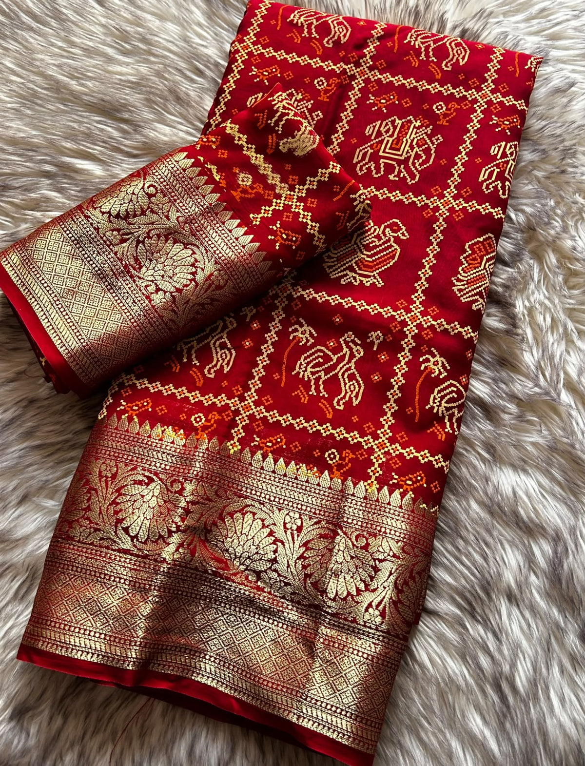 Regal Wedding Wear Georgette Print Design Zari Weaving Border Designer Saree With Matching Blouse Piece
