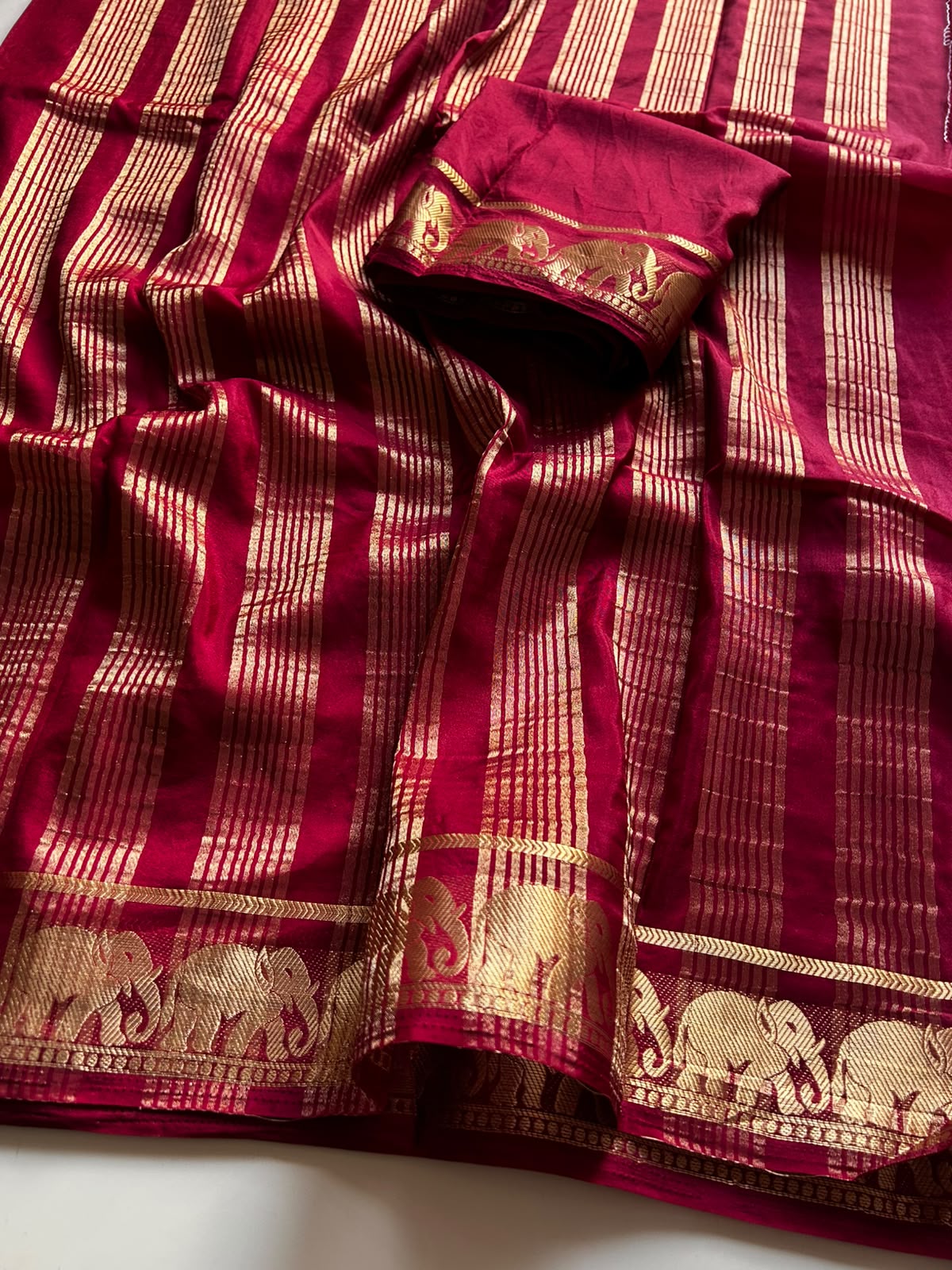Mellifluous Function Wear Silk Jacquard Zari Weaving Work Fancy Saree With Blouse Piece
