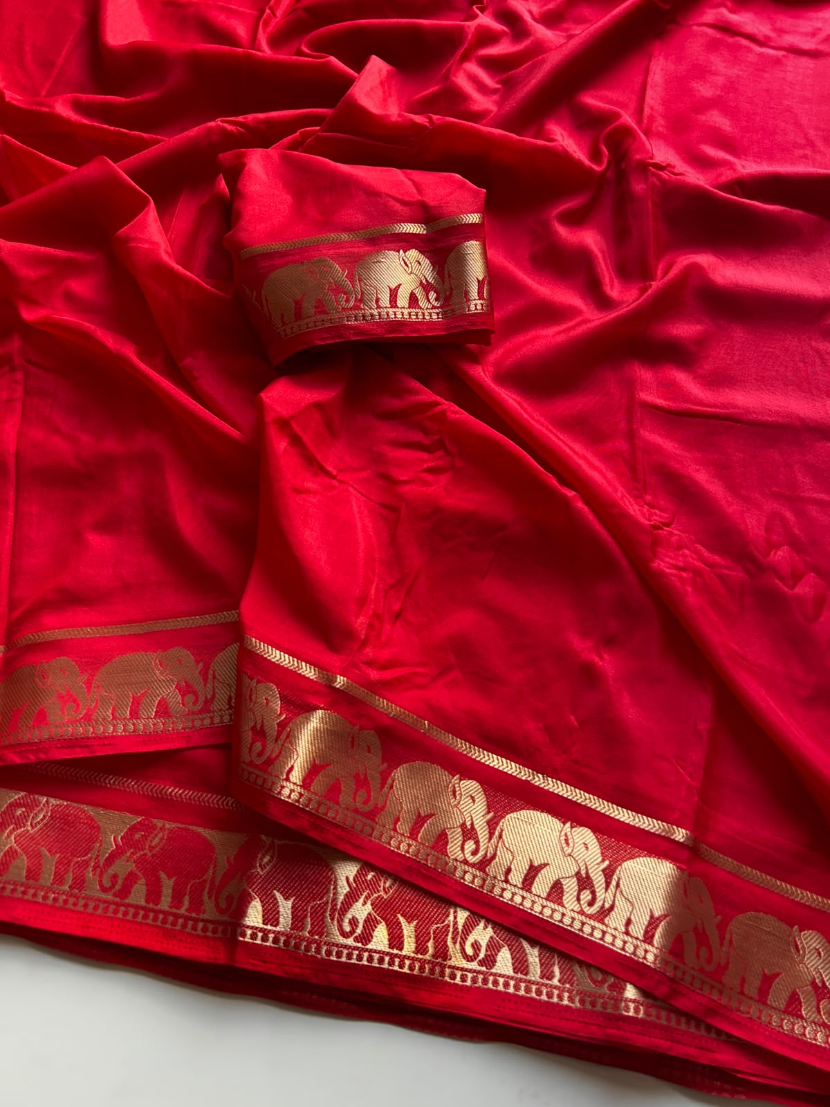Mellifluous Function Wear Silk Jacquard Zari Weaving Work Fancy Saree With Blouse Piece