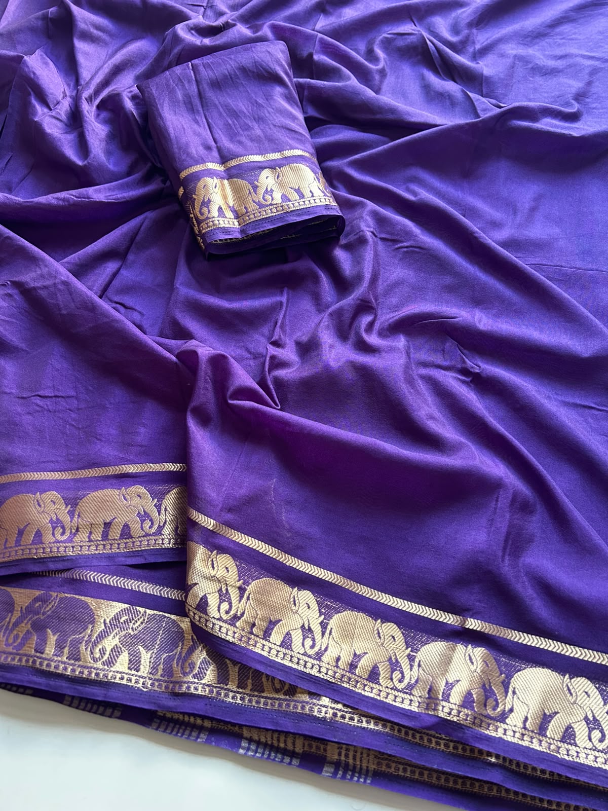 Mellifluous Function Wear Silk Jacquard Zari Weaving Work Fancy Saree With Blouse Piece