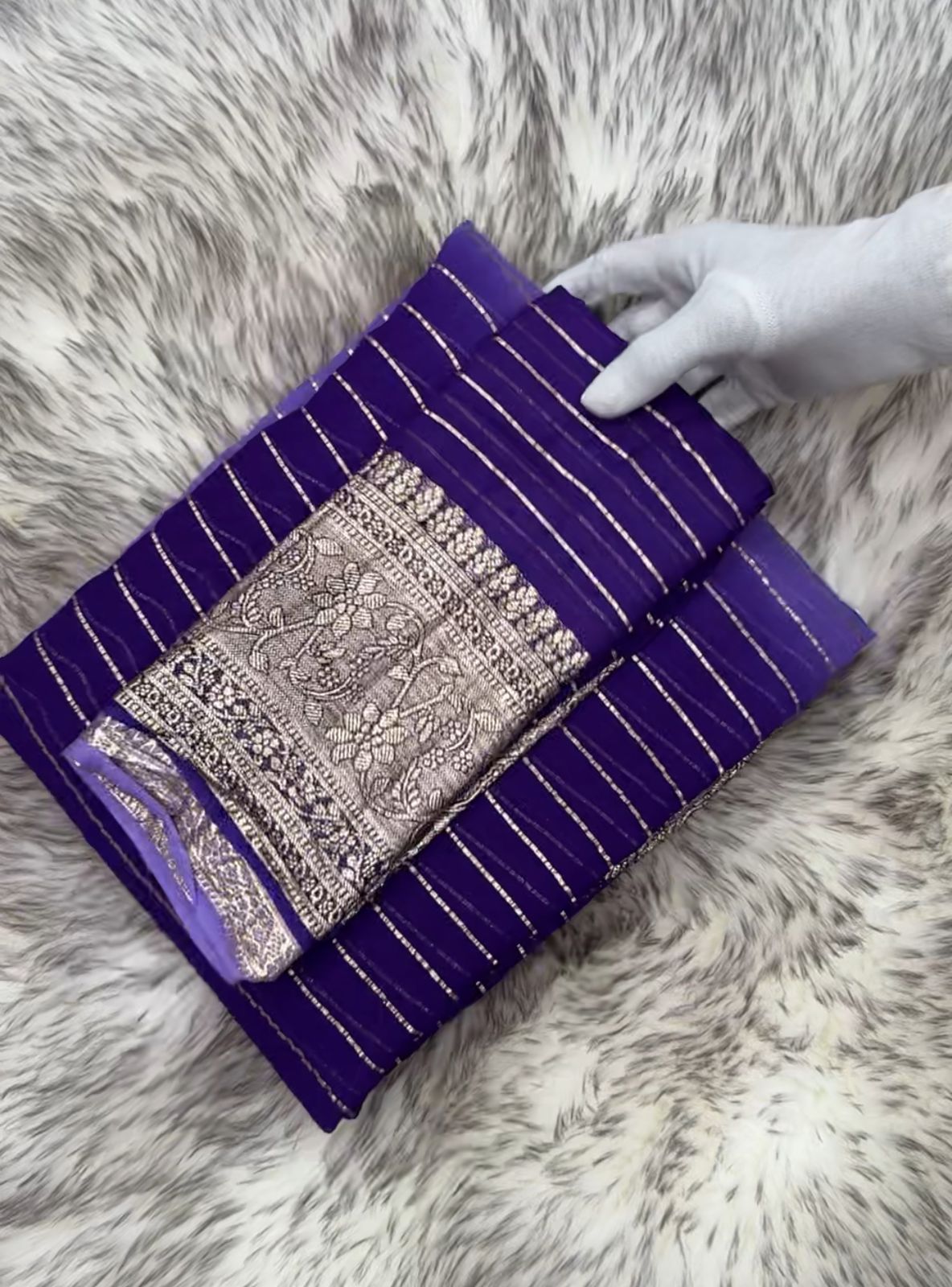 Latest Wedding wear Purple Pedding Color Viscose Georgette Jacquard Weaving Work Designer Saree