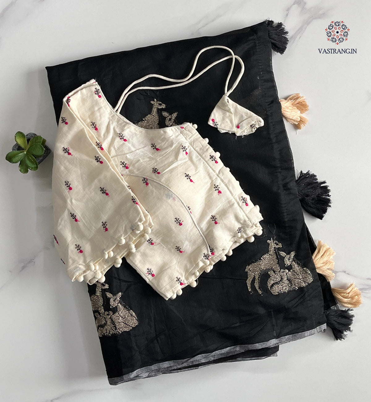 New Chanderi Cotton Embroidery n Tussels Work Fancy Designer Festive Wear Saree With Stitched Blouse