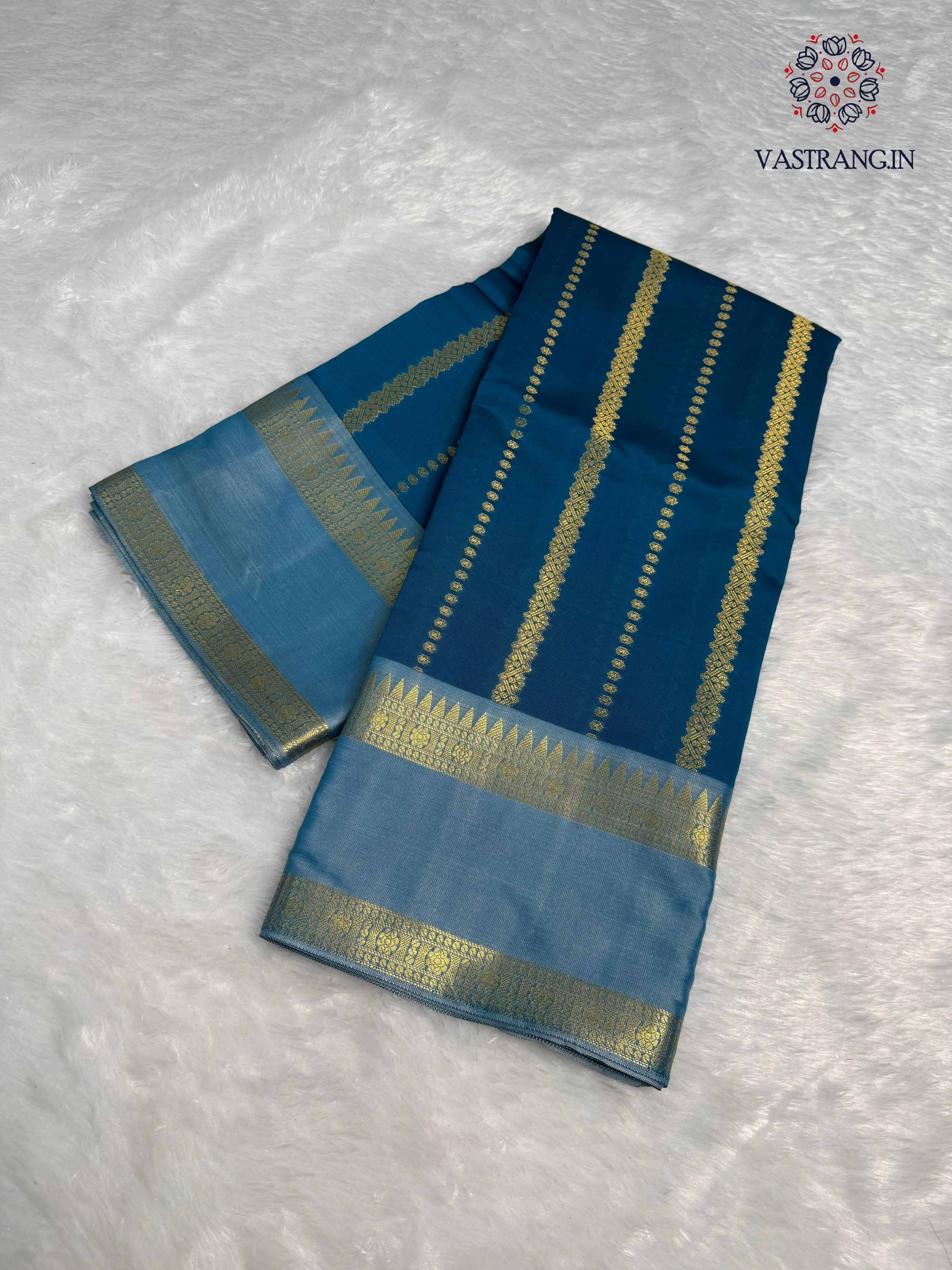 New Wedding Wear Banarasi Soft Silk Jacquard Weaving Work Fancy Designer Saree