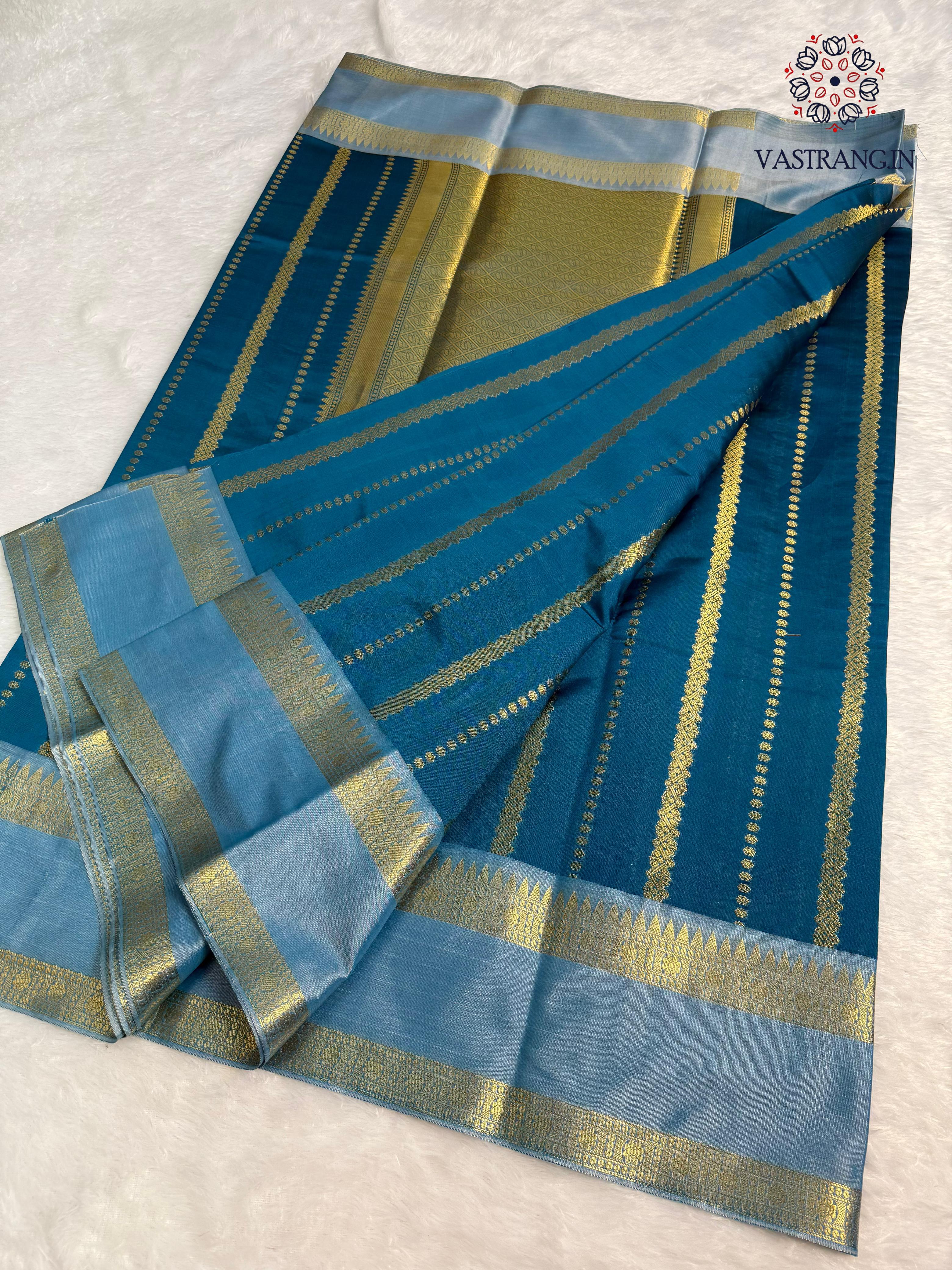 New Wedding Wear Banarasi Soft Silk Jacquard Weaving Work Fancy Designer Saree