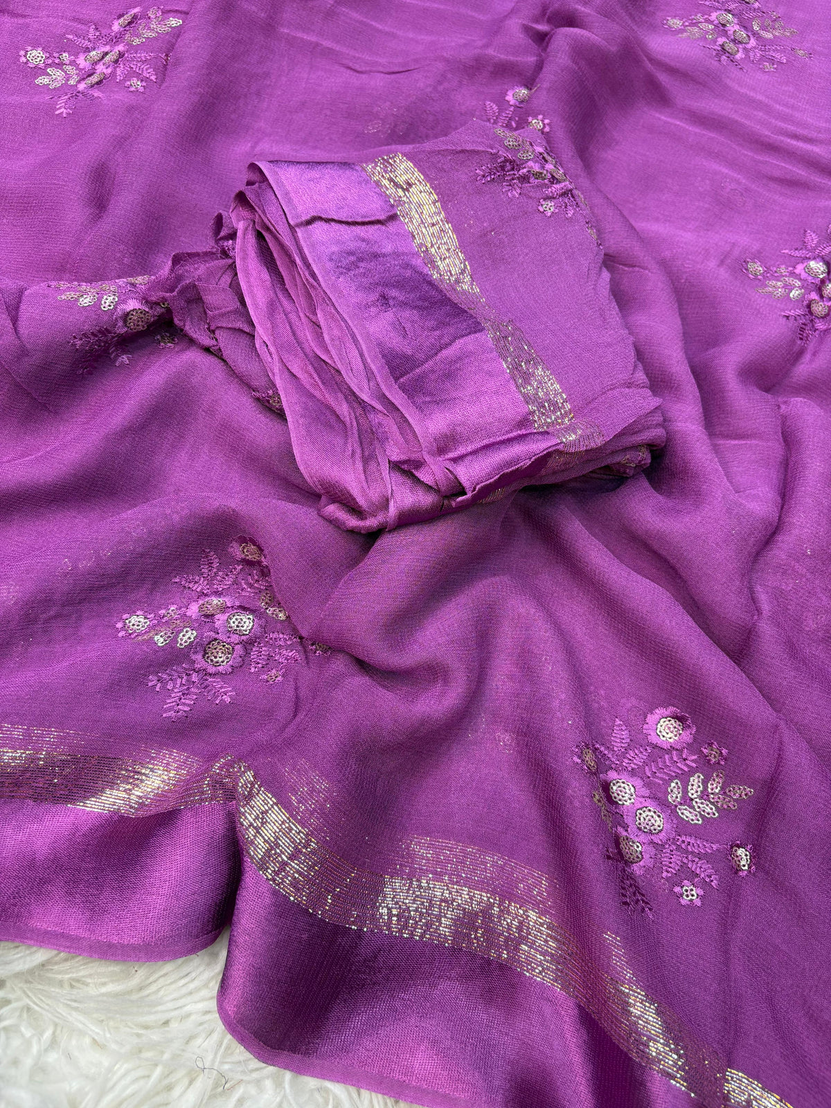 Glamorous Pure Viscose Georgette Fabric With Satin Border n Sequence Work Saree With Ravishing Blouse Piece