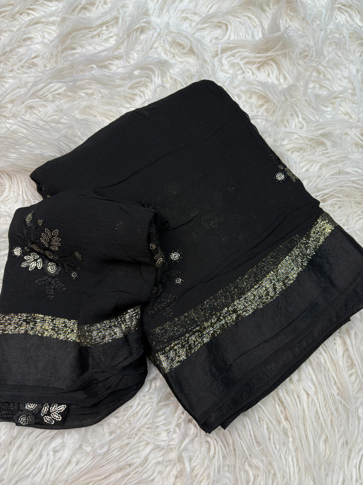 Glamorous Pure Viscose Georgette Fabric With Satin Border n Sequence Work Saree With Ravishing Blouse Piece