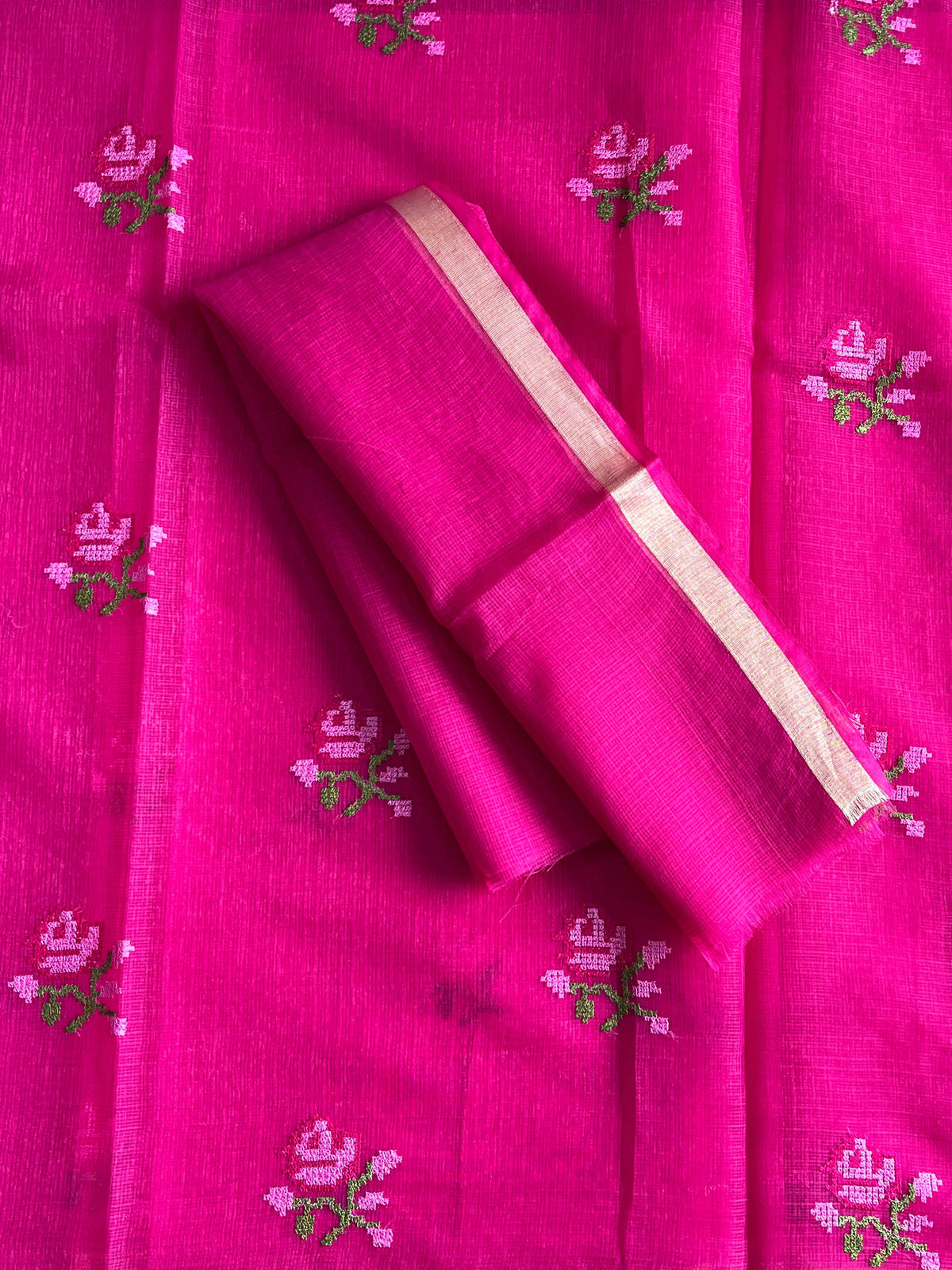 New Wedding Wear Pure Kota Doriya with embroidery work flower on all over the saree with Unstitched Blouse Piece