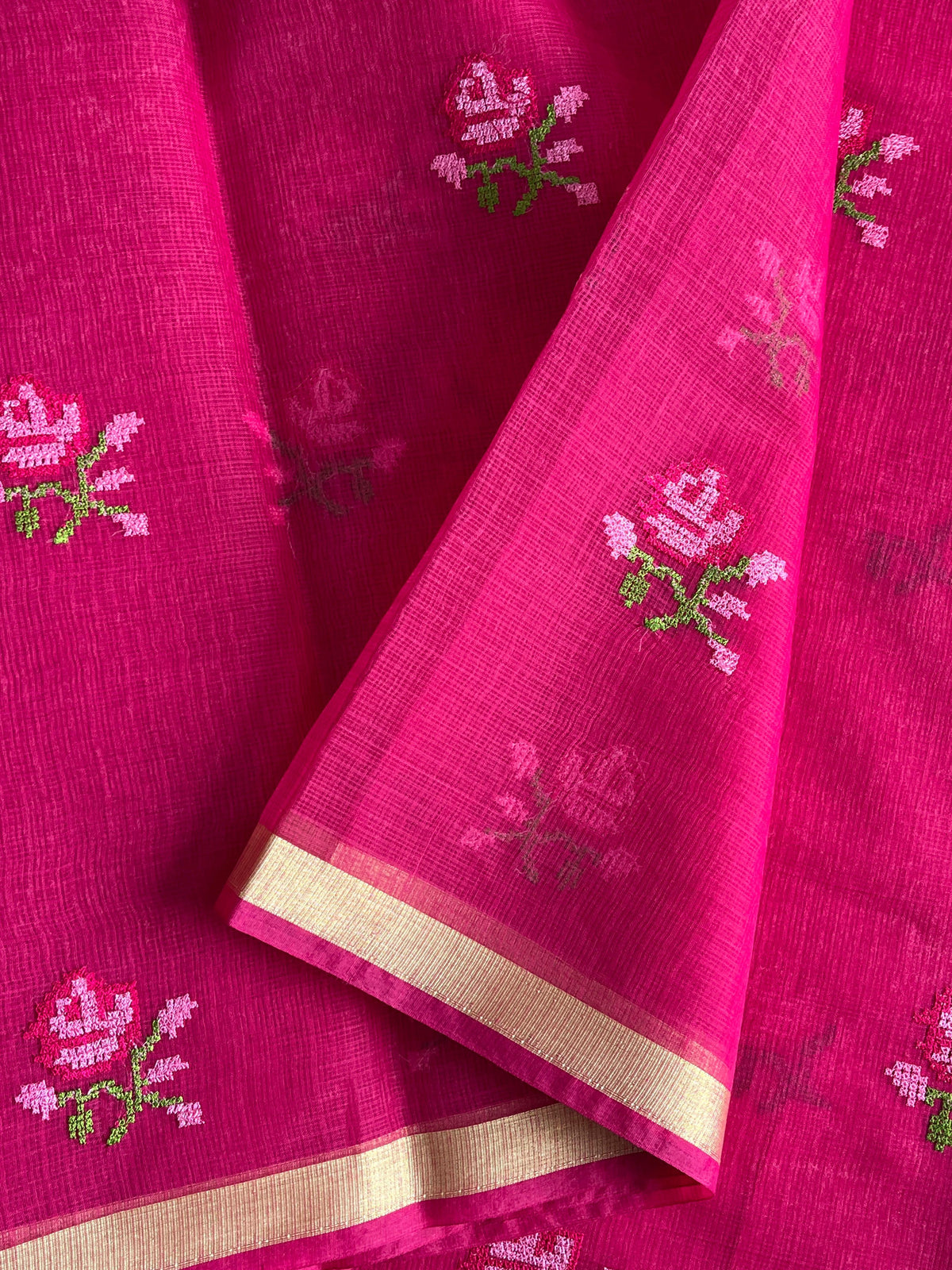 New Wedding Wear Pure Kota Doriya with embroidery work flower on all over the saree with Unstitched Blouse Piece