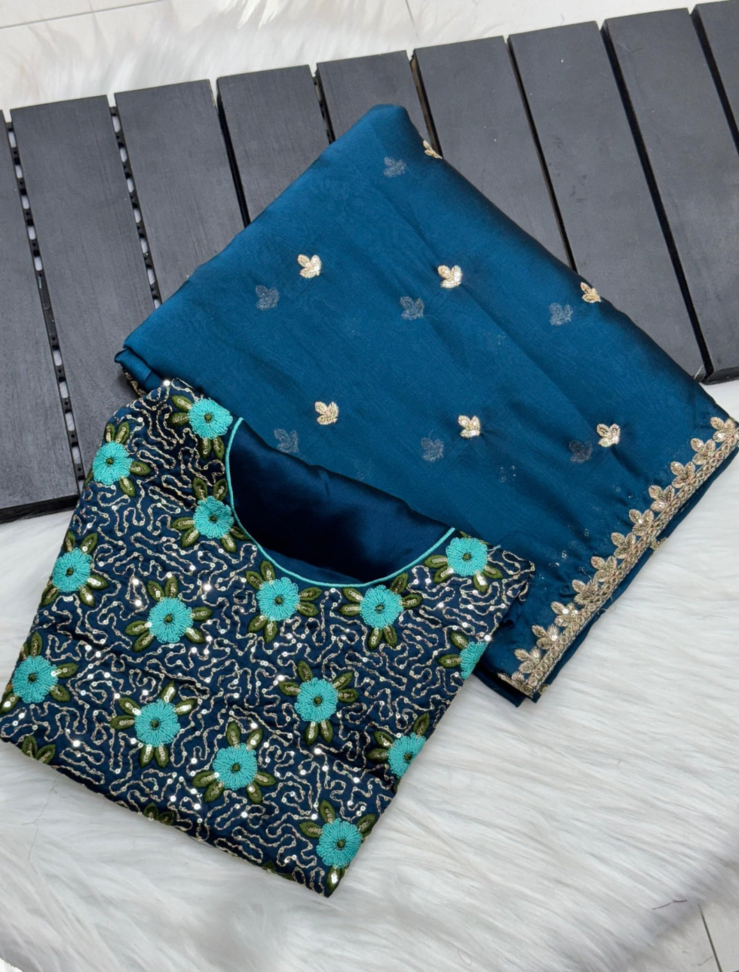 Mellifluous Function Wear Soft Rangloli Silk Embroidered Work Fancy Desginer Saree