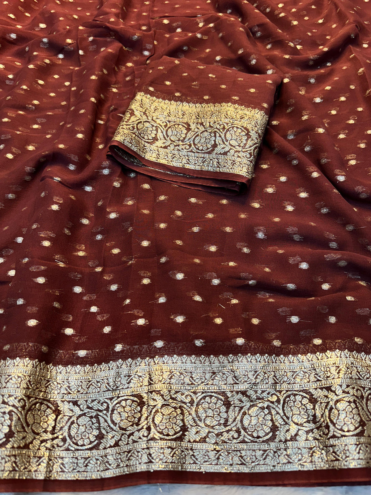 Gorgeous Festive Wear Viscose Georgette Jacquard Zari Weaving Work Fancy Designer Saree