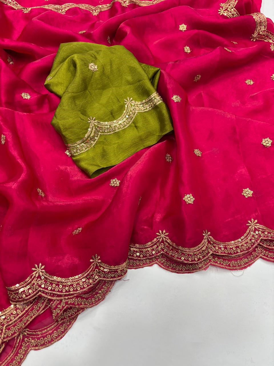 Forbearance Party Wear Space Silk Embroidery Thread Work Fancy Designer Saree With Contrast Blouse Piece
