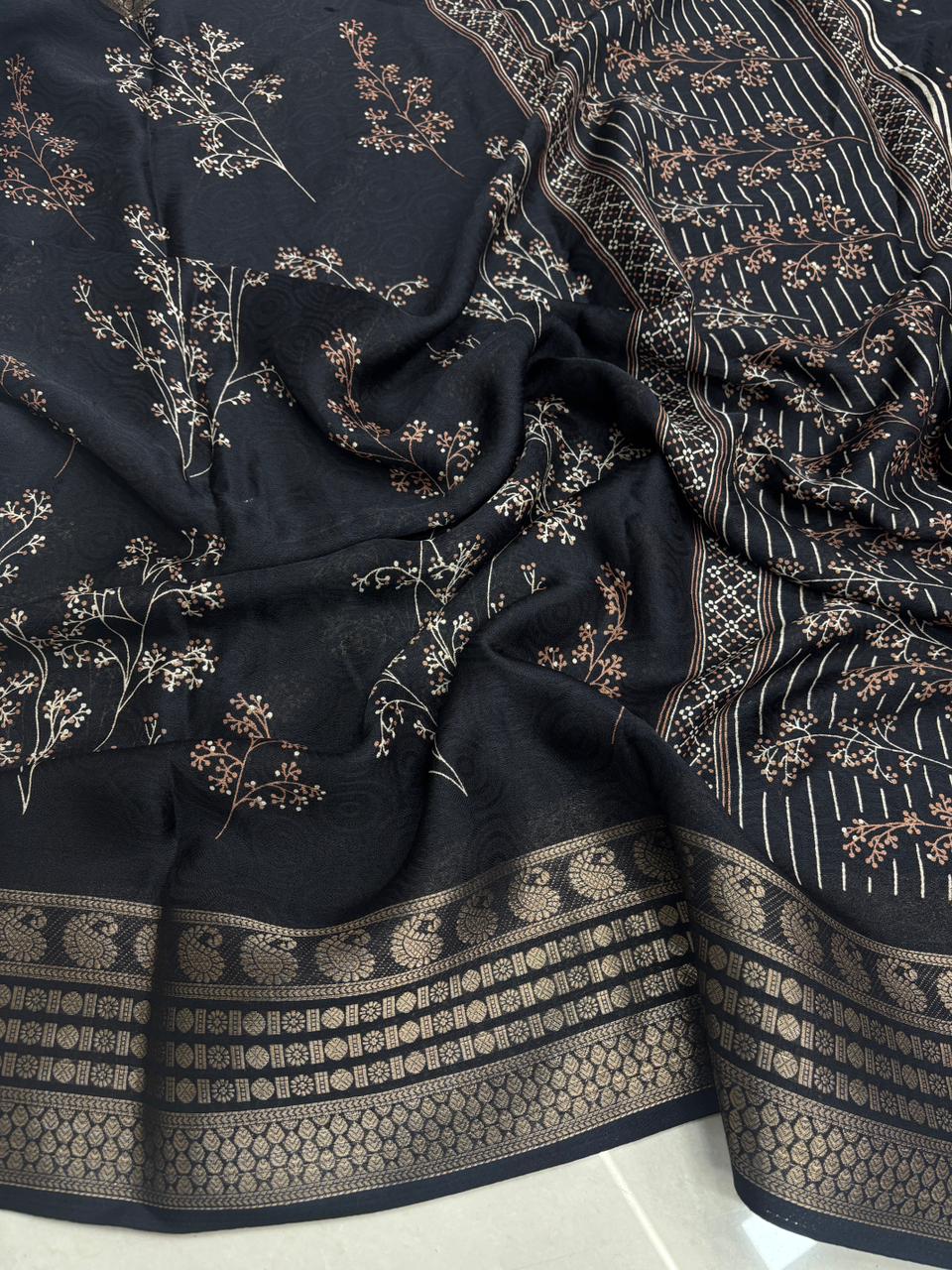 Elegant Party Wear Pure Soft Silk Printed Saree With Rich Pallu n Matching Blouse Piece