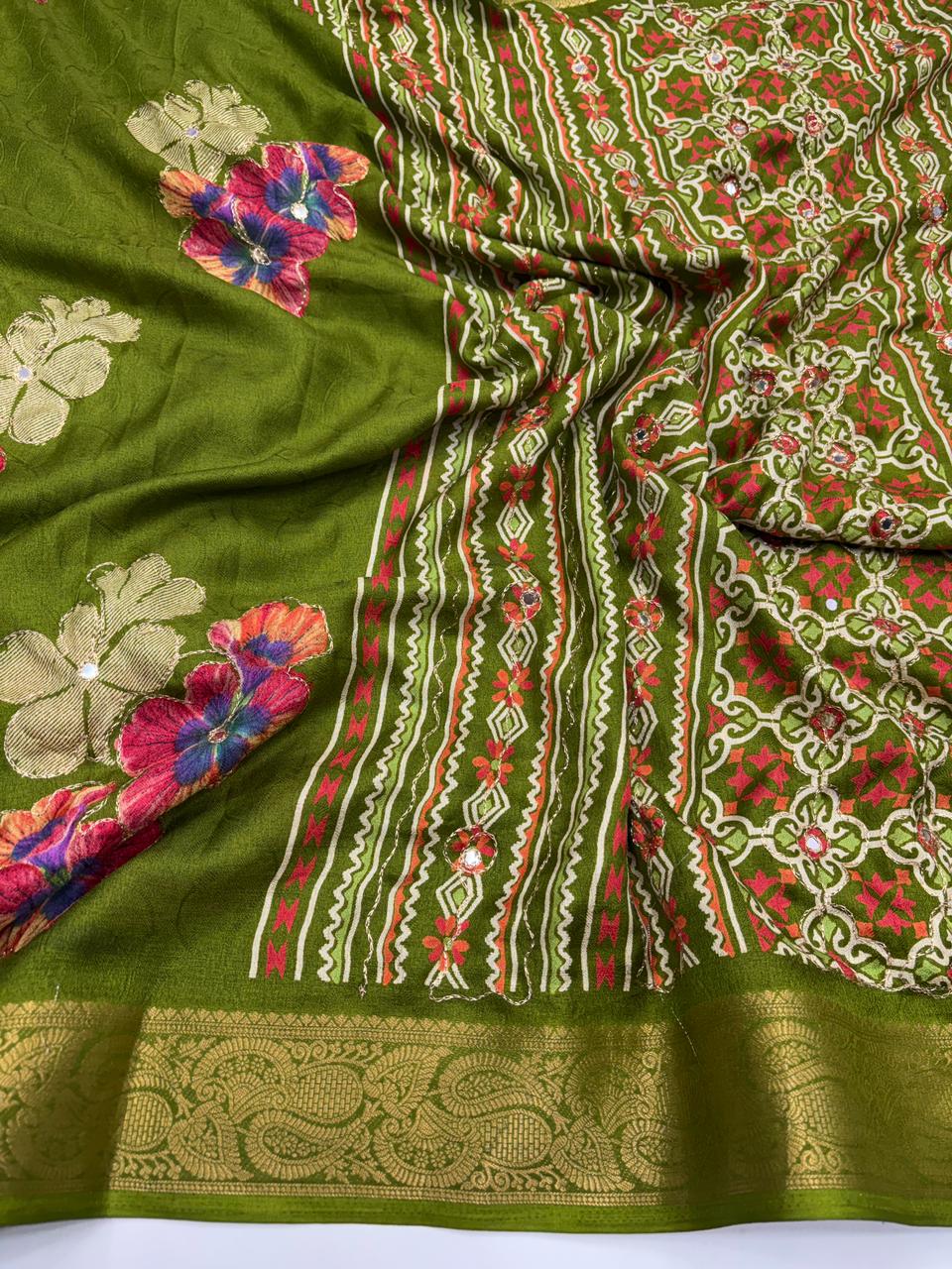 Magnetic Function Wear Pure Silk Rich Pallu n Mirror Work Designer Saree With Blouse Piece