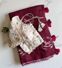 Load image into Gallery viewer, Heritage Festive Wear Chanderi Cotton Embroidery n Tussels Work Fancy Saree With Stitched Blouse
