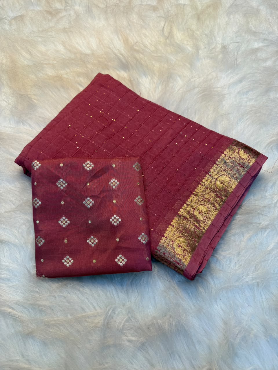 Graceful Function Wear Pure Viscose Jacquard Weaving Work Checks Design Rich Pallu Fancy Designer Saree