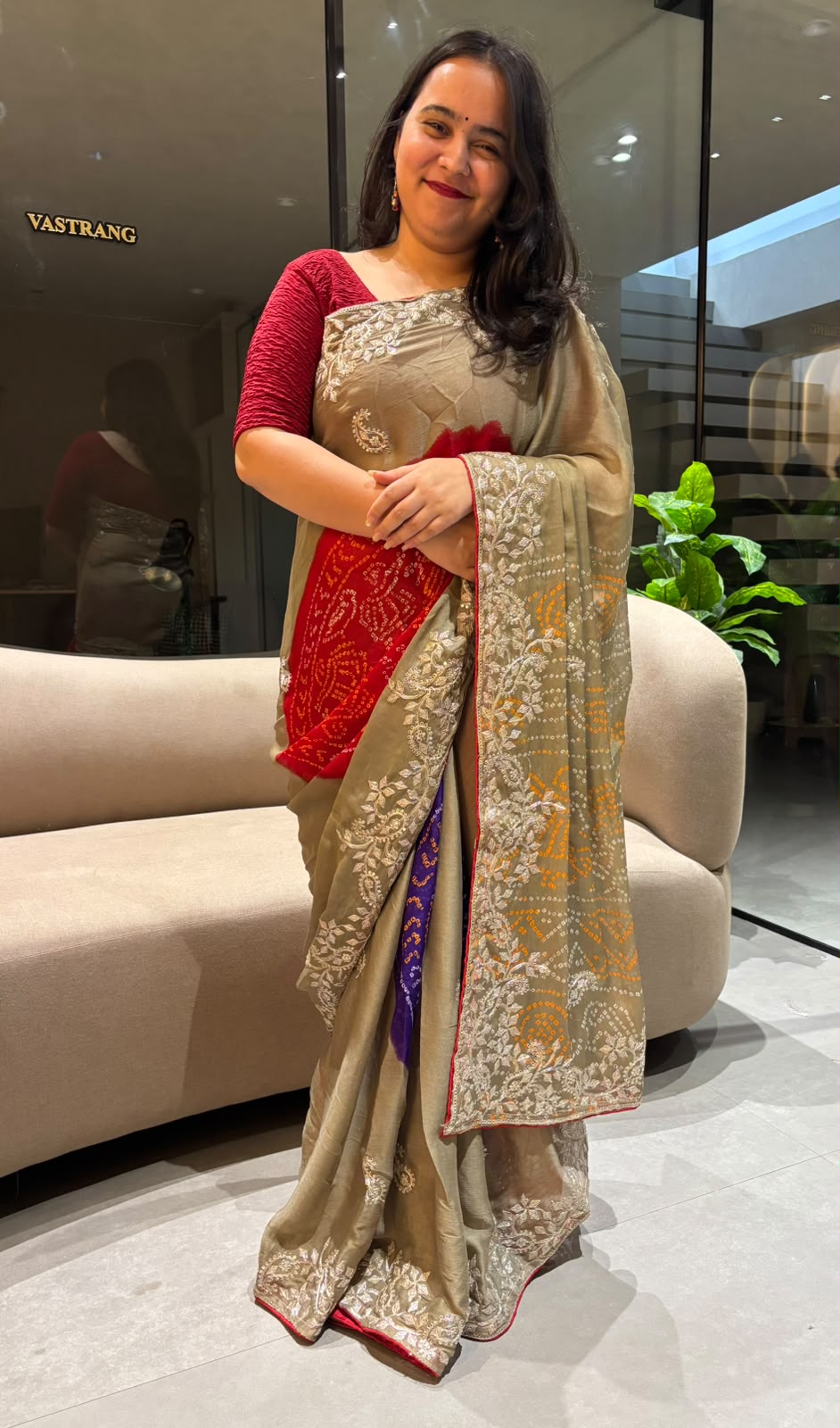 Alverina Function Wear Chiffon Silk Bandhani Print Emboridery Work Fancy Saree With Blouse Piece
