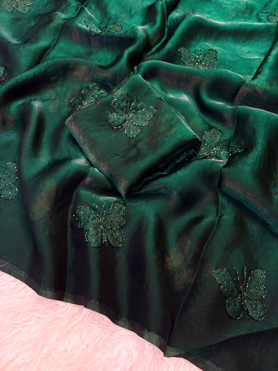 Divine Party Wear Silk Embroidery Thread n Beads Work Designer Saree With Blouse Piece