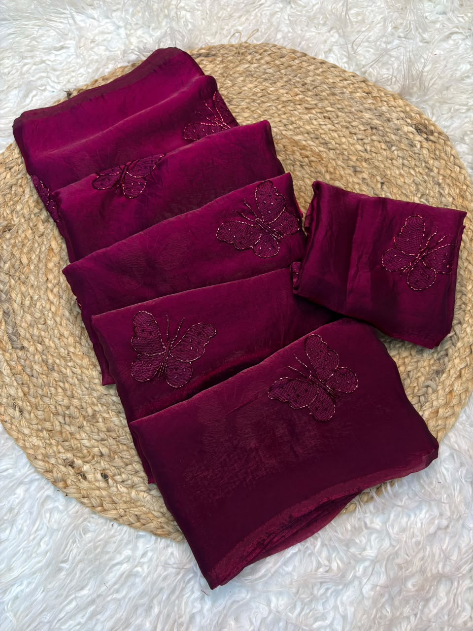 Divine Party Wear Silk Embroidery Thread n Beads Work Designer Saree With Blouse Piece