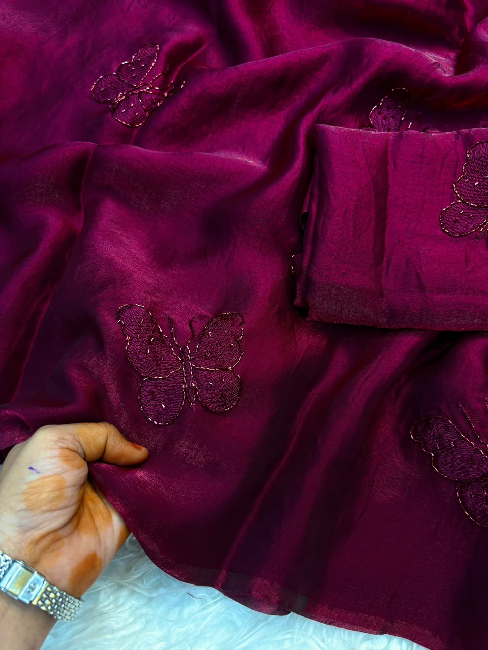 Divine Party Wear Silk Embroidery Thread n Beads Work Designer Saree With Blouse Piece